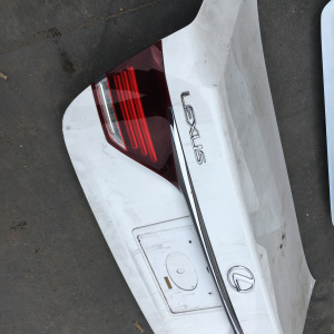 Крышка багажника Lexus LS460 USF40 вст.50-127