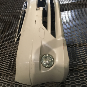 Бампер TOYOTA Estima #CR30/40 перед Aeras т.13-42 (в сборе) Дефект 52119-2J160,