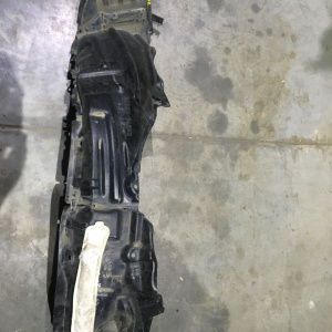 Подкрылок Toyota C-HR ZYX10 перед, лев дефект крепления 53876-10070