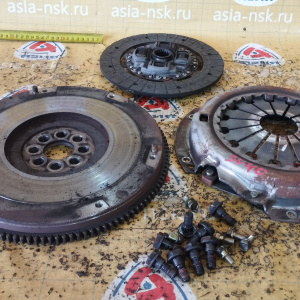 Маховик Toyota 4S-FE/3S-FE Camry ST190/SV40/ST202 m/t 8 болтов. + корзина ПРОБЕГ 53 т.км.( диаметр диска 224-225 мм. ) 13405-74120