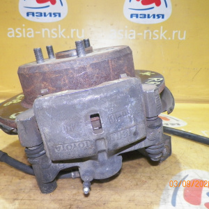 Ступица Toyota SV32/VZV30/VZV32/SV41 Camry/Vista зад, прав 2WD Без ABS.Дисковые тормоза.Суппорт(35-10).В сборе с диском и суппортом. 42304-20090.42304-20070