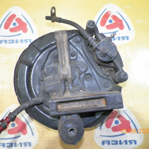 Ступица Toyota SV32/VZV30/VZV32/SV41 Camry/Vista зад, прав 2WD Без ABS.Дисковые тормоза.Суппорт(35-10).В сборе с диском и суппортом. 42304-20090.42304-20070