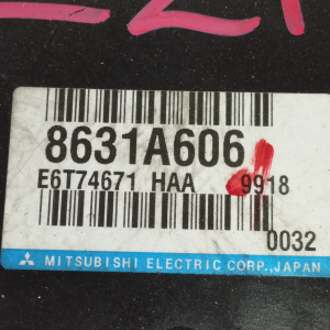 Компьютер ДВС Mitsubishi Colt 8631A606 / E6T74671 4A90 Z21A
