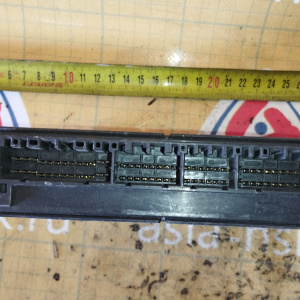 Компьютер Mazda MPV FS1E18881F / E2T88880H1 FS LWEW