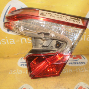 Вставка между стопов Toyota C-HR NGX10 F4-29 (10-104) R