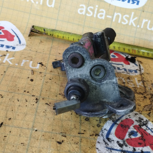 Крепление фильтра масляного Mitsubishi 4G63 RVR/Chariot N13W/N23W/N33W/N43W '06.1992-09.1997 SOHC ( M ) MD185532
