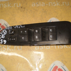 Пульт стеклоподъемника Toyota Highlander GSU55 перед, лев LHD 74232-0E080