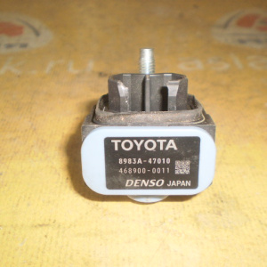 Датчик удара Toyota C-HR NGX10 перед, прав 8983A-47010