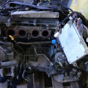 Двигатель Toyota 1AZ-FSE-4249279 форсунки черные  без кондера Allion/Premio AZT240