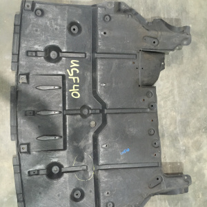 Защита радиатора Lexus USF40 LS460 '2009-2017 дефект 51440-50070