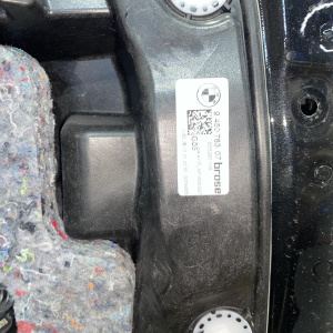 Дверь боковая BMW X7 G07 '2022 перед, лев в сборе 41518738555