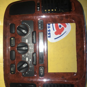 Климат-контроль Toyota UZJ100 Land Cruiser 84010-60162  88650-60413