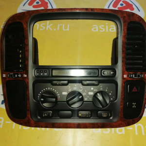 Климат-контроль Toyota UZJ100 Land Cruiser 84010-60031  88650-60412