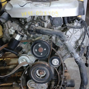 Двигатель Nissan/Infiniti VK45-DE-098409 2WD БЕЗ ГЕНЕРАТОРА ГУР И КОНДЕРА Cima#FX45 F50 S50 СТАРТЕР  С ЛЕВОЙ  СТОРОНЫ