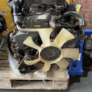 Двигатель Nissan YD25DDTI-009997T БЕЗ КОНДЕРА ТНВД 16700VK50A NP300 D22