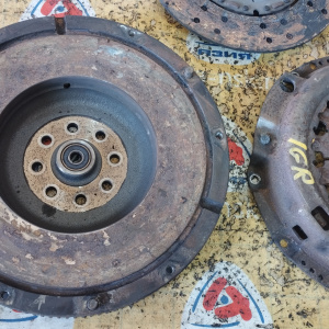 Маховик Toyota 1GR-FE Land Cruiser Prado GRJ120/GSJ15 m/t + корзина ( диаметр диска 275 мм ) 13405-31080