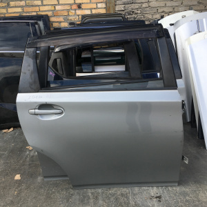 Дверь боковая TOYOTA Wish ZGE20 зад, прав (цена за голое железо)