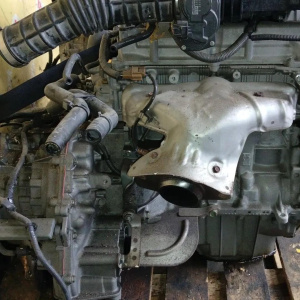 Двигатель Nissan HR15-059376 без компрессора кондиционера Juke YF15
