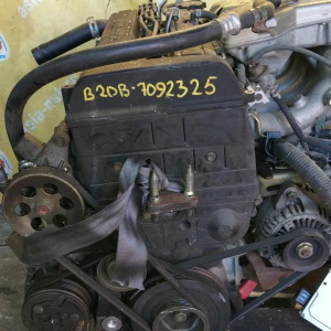 Двигатель Honda B20B-7092325 БЕЗ ТРАМБЛЕРА   низкий коллектор CR-V RD1 '2000-