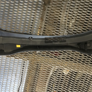 Решетка под лобовое стекло Toyota C-HR ZYX10 55781-10050