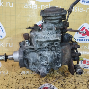 ТНВД Toyota 1HZ Land Cruiser HZJ78/HZJ105 с тахометром и вакуумником сверху 22100-1C380