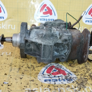 ТНВД Toyota 1HZ Land Cruiser HZJ78/HZJ105 с тахометром и вакуумником сверху 22100-1C380