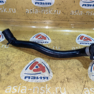 Патрубок системы охлаждения BMW 11537581063 5-Series F10 N52N/N52B25AF '2011 спереди сверху