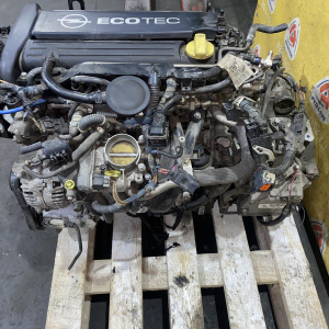 Двигатель Opel Zafira B LCH/Z22YH-11493542 2.2L 16V AT LCH/Z22YH A05 '2005