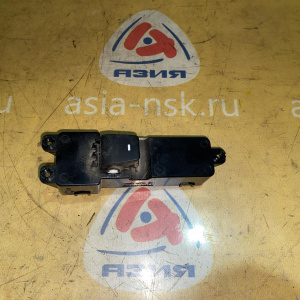 Кнопка стеклоподъемника Hyundai Tucson TL/D3 '2019 пассажира 93576D3020