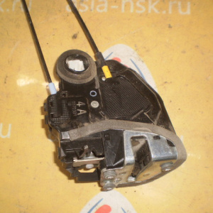 Замок двери Toyota URJ200 Land Cruiser (4 контакта) зад, прав 69050-60100