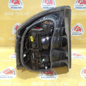 Стоп Opel Vectra C Z02/F68 '2002 R JS белый поворотник, скол на пластике