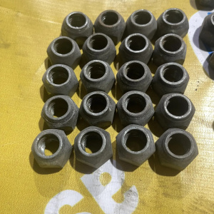 Гайка колесная Nissan 20 шт. открытые, шаг 1.25